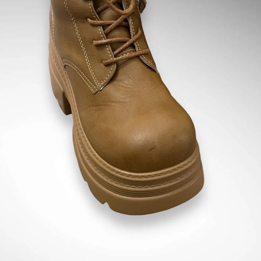 BRAND NEW Tan Faux Leather‎ Lace Up Platform Boots Size 5